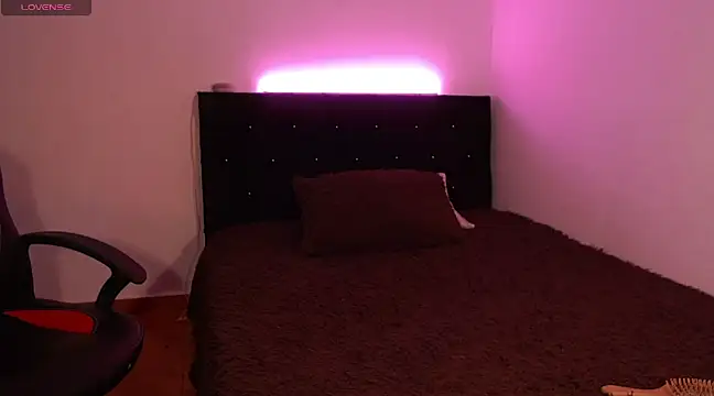 zarablare  online show from 12/27/24, 06:35