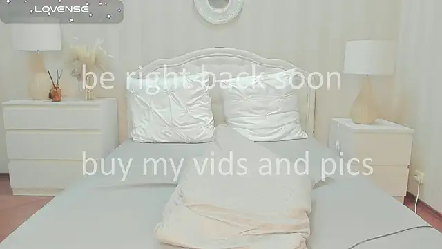 Nicky Stone online show from 04/19/26, 06:10