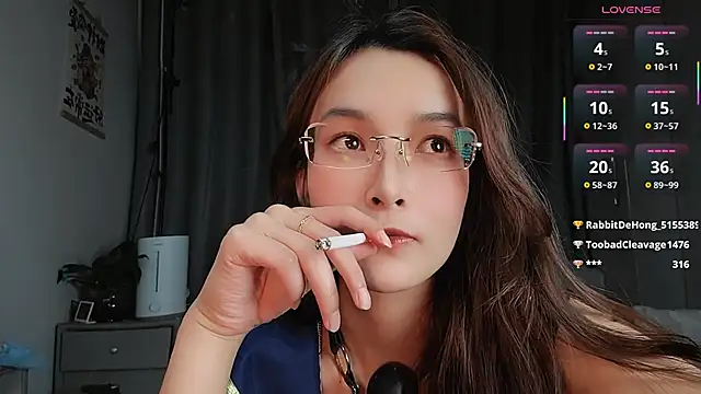 Snapshot of Youth3_ chatting on 03/15/25, 05:26 Youth3 online show from 03/15/25, 05:26