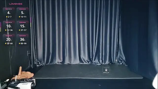 Snapshot of Youth3_ chatting on 09/12/25, 03:23 Youth3 online show from 09/12/25, 03:23