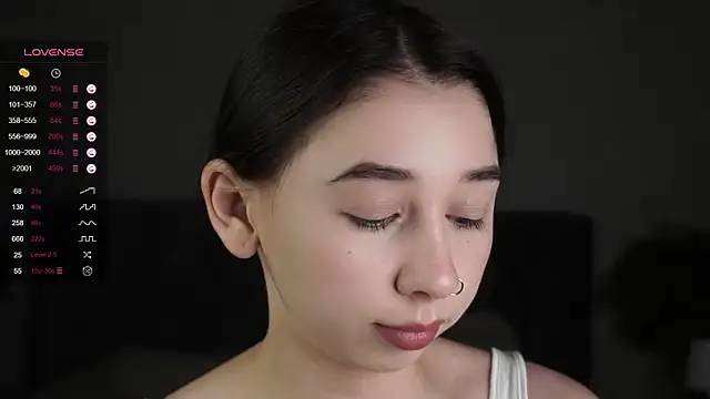 AislyEmbury online show from 03/04/25, 07:22