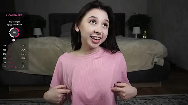 AislyEmbury online show from 03/07/25, 08:44