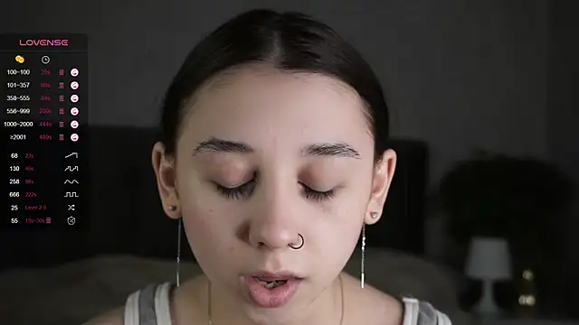 AislyEmbury online show from 03/13/25, 09:26