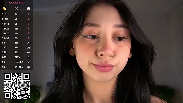 AislyEmbury online show from 11/12/25, 05:19