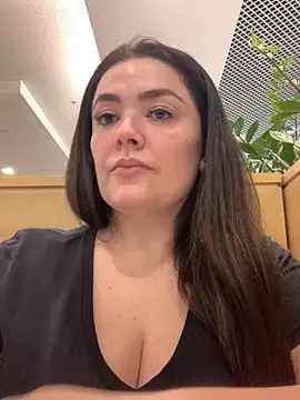 Sophie Eaton online show from 09/12/25, 07:58