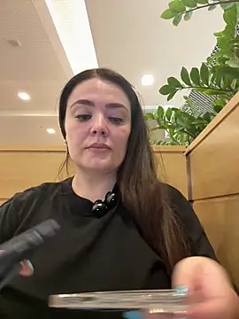 Sophie Eaton online show from 11/04/25, 07:35