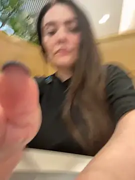 Sophie Eaton online show from 11/14/25, 08:29