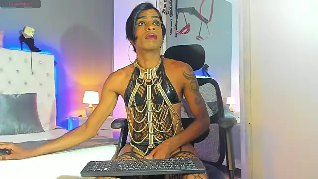 Snapshot of corwindallas24cm chatting on 02/07/25, 08:31 corwindallas24cm online show from 02/07/25, 08:31