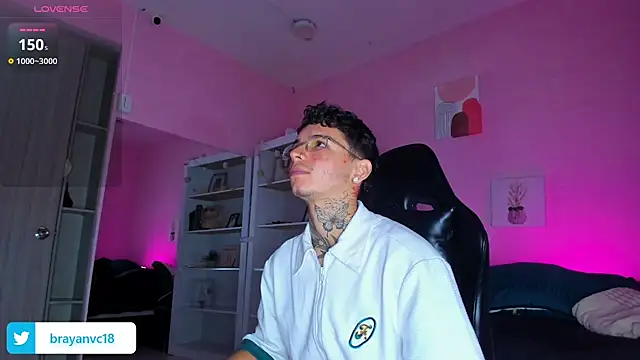 Ian Castillo  online show from 10/08/25, 11:08