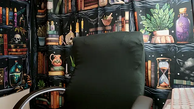 julietta   jackson online show from 12/28/24, 08:58