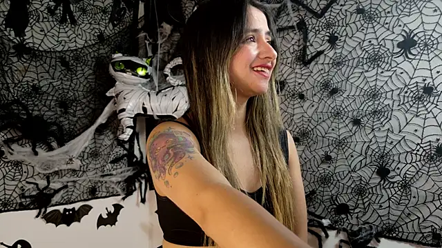 julietta   jackson online show from 10/09/25, 06:39