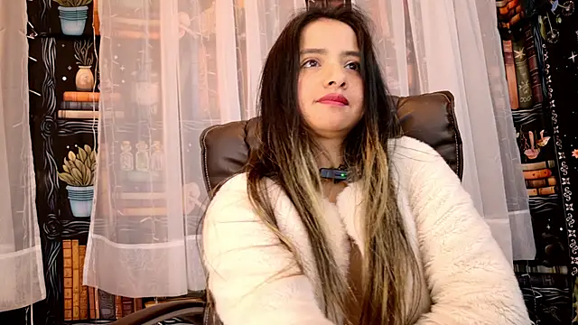 julietta   jackson online show from 05/13/26, 08:27