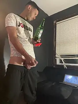 Chico Bellaco online show from 12/17/24, 10:54