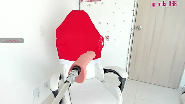 Snapshot of Mia_adams66 chatting on 01/08/25, 06:52 Mia adams66 online show from 01/08/25, 06:52