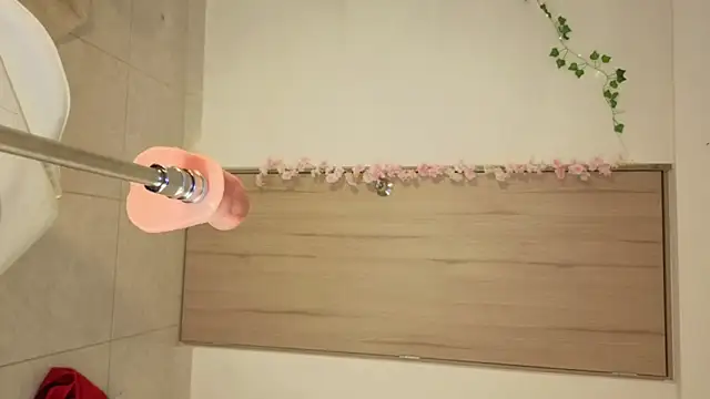 Snapshot of Mia_adams66 chatting on 11/13/25, 09:03 Mia adams66 online show from 11/13/25, 09:03