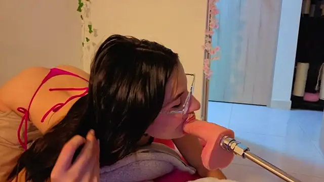 Snapshot of Mia_adams66 chatting on 11/17/25, 03:12 Mia adams66 online show from 11/17/25, 03:12