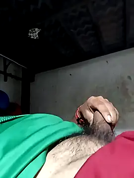 Snapshot of rayhot69 chatting on 12/23/24, 09:40 rayhot69 online show from 12/23/24, 09:40