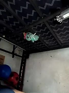 Snapshot of rayhot69 chatting on 01/10/25, 05:34 rayhot69 online show from 01/10/25, 05:34