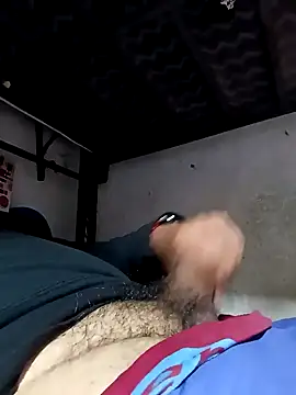 Snapshot of rayhot69 chatting on 01/23/25, 04:15 rayhot69 online show from 01/23/25, 04:15