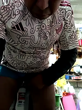 Snapshot of rayhot69 chatting on 01/28/25, 05:35 rayhot69 online show from 01/28/25, 05:35