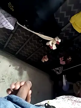 Snapshot of rayhot69 chatting on 02/06/25, 05:30 rayhot69 online show from 02/06/25, 05:30