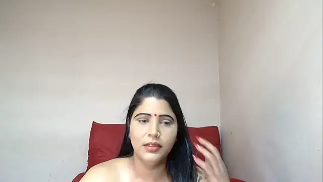 Snapshot of XIndianintimacy chatting on 12/28/24, 06:06 XIndianintimacy online show from 12/28/24, 06:06