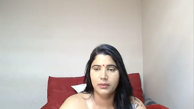 Snapshot of XIndianintimacy chatting on 01/04/25, 11:06 XIndianintimacy online show from 01/04/25, 11:06