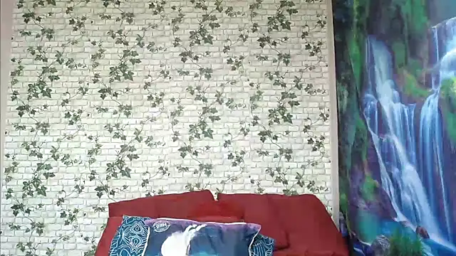 Snapshot of XIndianintimacy chatting on 02/28/25, 09:33 XIndianintimacy online show from 02/28/25, 09:33