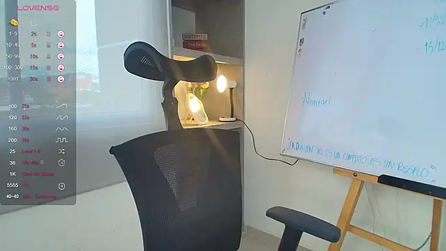 pauliCarter online show from 11/11/25, 03:23