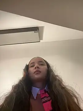 MollySanders    online show from 02/09/25, 07:52