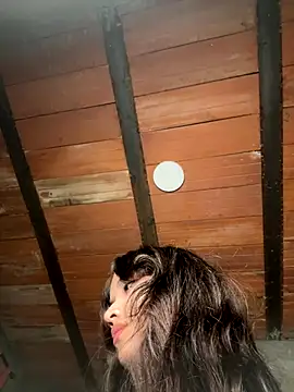 MollySanders    online show from 12/01/25, 11:10