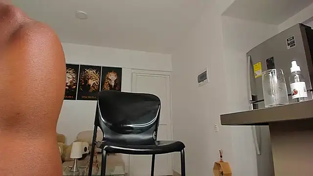 smit hot sr online show from 01/31/25, 04:25