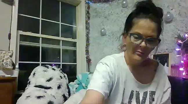 TopazVixen online show from 12/28/24, 09:52