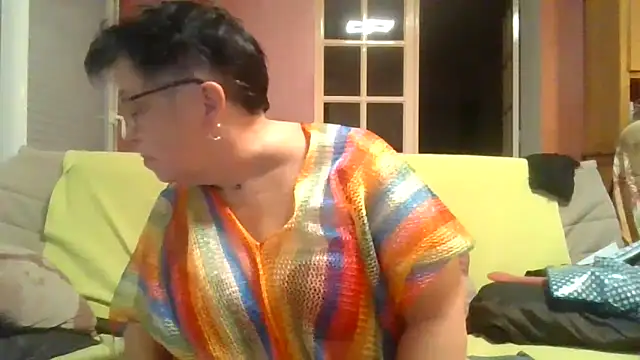 Vandeae44 online show from 02/02/26, 08:51