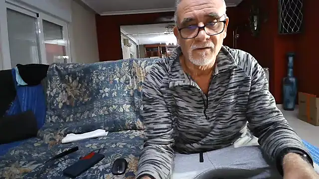 maduroguapo online show from 12/20/24, 10:11