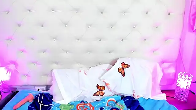 sophie pariss online show from 02/09/25, 06:11