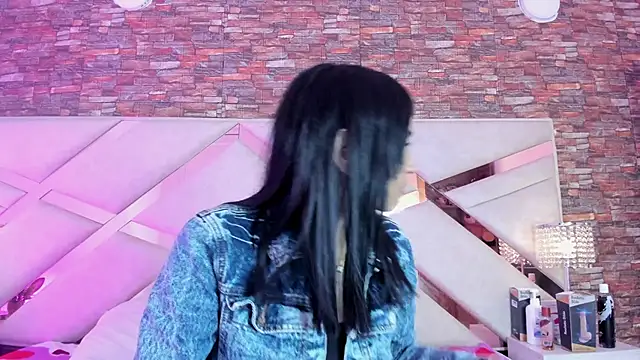 sophie pariss online show from 11/05/25, 01:27