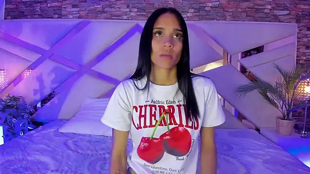 sophie pariss online show from 01/18/26, 03:43