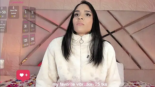 sophie pariss online show from 04/15/26, 03:13