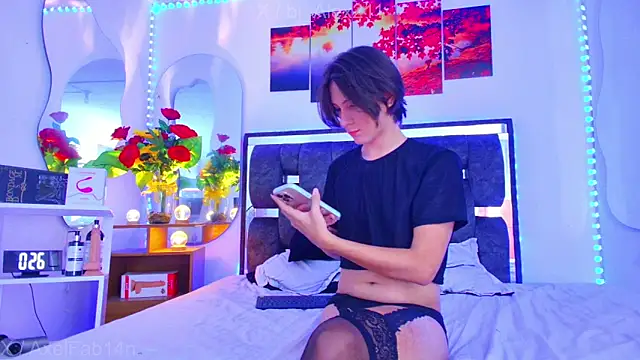 Snapshot of Alex_and_Fabian chatting on 10/02/25, 08:16 Alex and Fabian online show from 10/02/25, 08:16