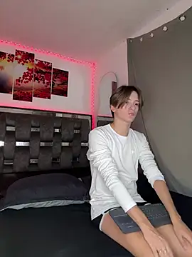 Alex and Fabian online show from 07/15/26, 03:12