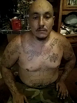 Snapshot of wilsons12 chatting on 09/16/25, 02:45 wilsons12 online show from 09/16/25, 02:45