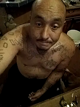 Snapshot of wilsons12 chatting on 11/07/25, 02:00 wilsons12 online show from 11/07/25, 02:00