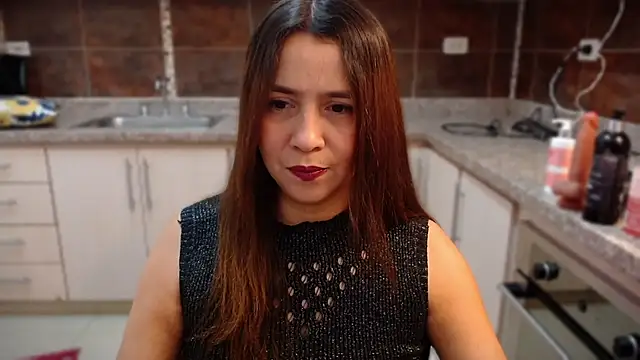 Heidy Wells online show from 09/29/25, 12:21