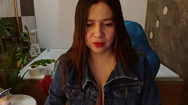 Heidy Wells online show from 03/16/26, 12:42