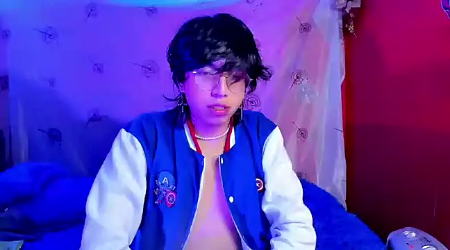 AnggelONfiree online show from 12/30/24, 07:04