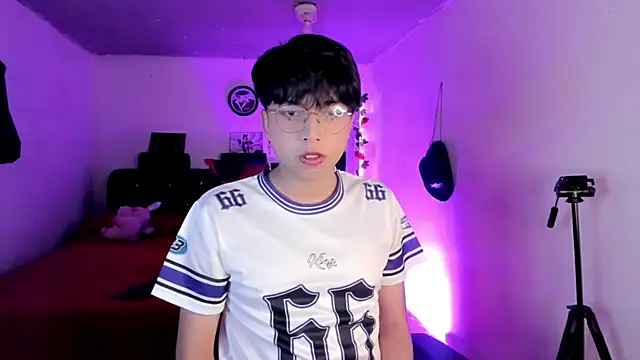 AnggelONfiree online show from 01/17/26, 05:56