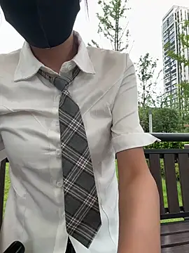 Snapshot of moneymaker_taipei chatting on 09/21/25, 02:24 moneymaker taipei online show from 09/21/25, 02:24