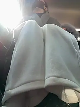 Snapshot of moneymaker_taipei chatting on 02/12/26, 04:07 moneymaker taipei online show from 02/12/26, 04:07