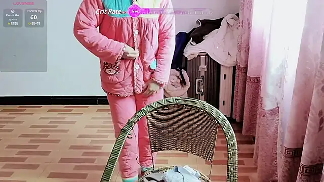 luoxuwen online show from 02/01/25, 02:47